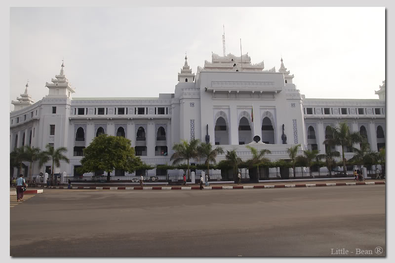 tòa thị chính Yangon